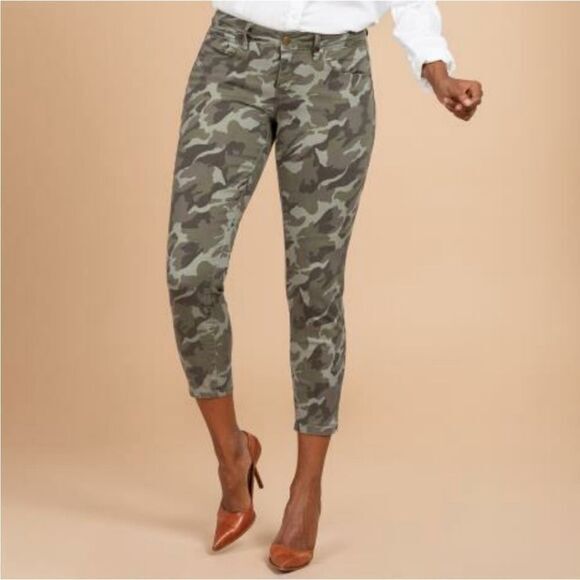 Camo Mid Rise Jeans‎ - Picture 6 of 14